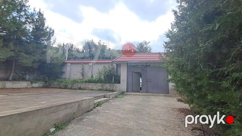 Satılır 4 otaqlı həyət evi/bağ evi 200 m²