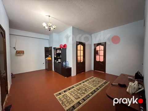 Satılır 4 otaqlı yeni tikili 165 m²