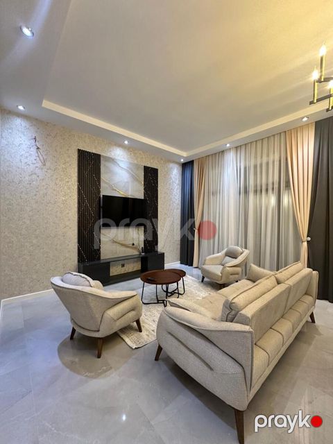 Satılır 4 otaqlı həyət evi/bağ evi 240 m²