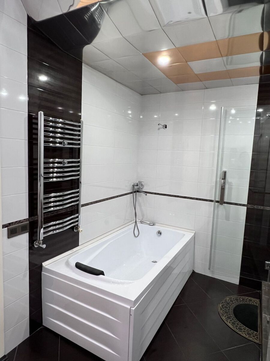 İcarəyə verilir 3 otaqlı yeni tikili 170 m² — Mənzil, Bakı (11)