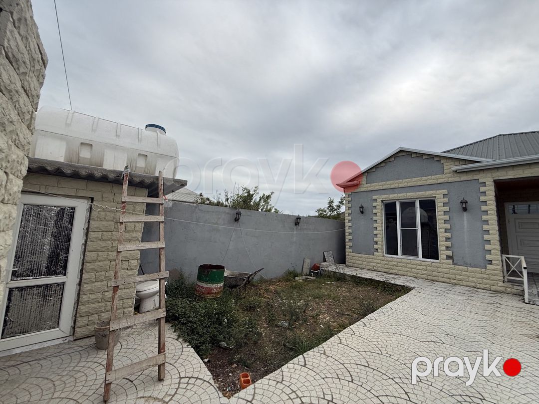 Satılır 4 otaqlı həyət evi/bağ evi 135 m² — Ev, villa, Bakı (2)