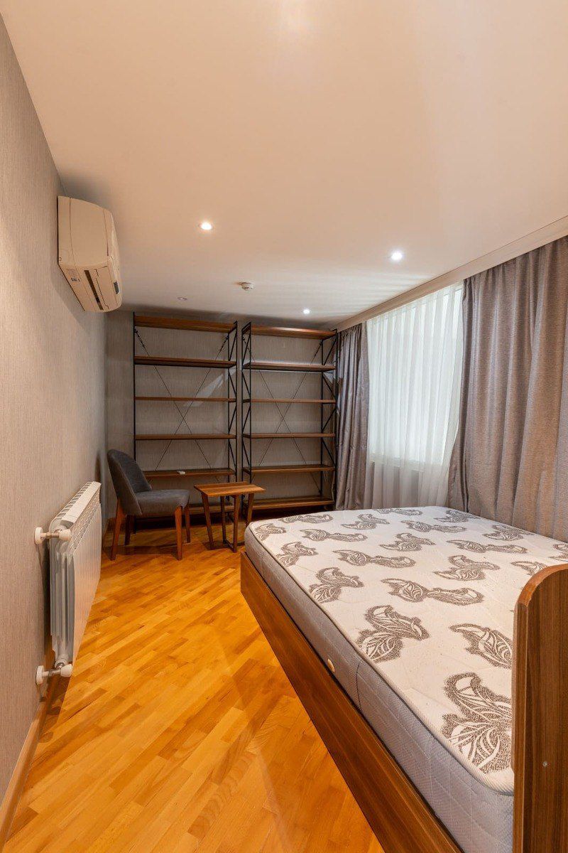 İcarəyə verilir 3 otaqlı köhnə tikili 127.1 m² — Mənzil, Bakı (9)