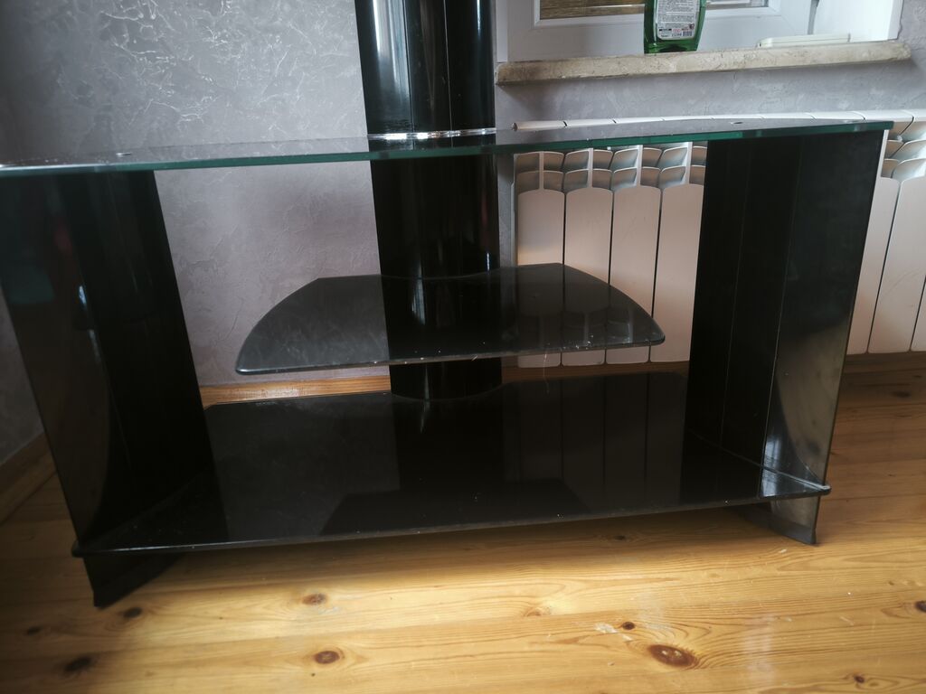 Qara şüşə TV stendi və döndərilə bilən panel - Material: parlaq qara — Televizor altlıqları və standlar, Bakı (5)
