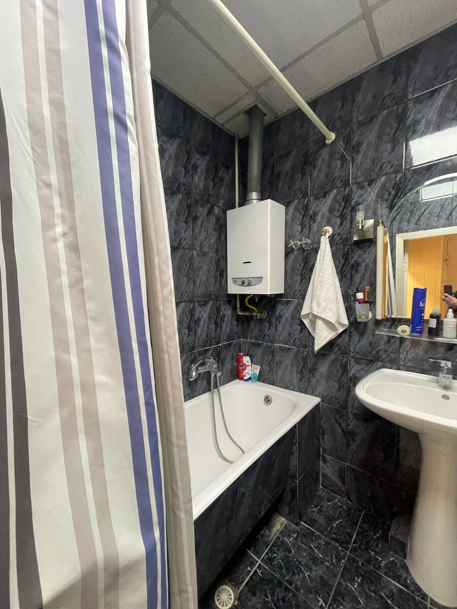 Satılır 3 otaqlı köhnə tikili 65 m² — Mənzil, Bakı (10)