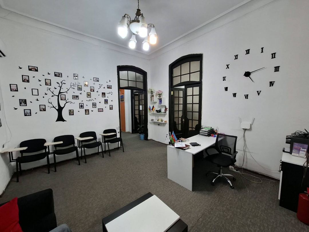 İcarəyə verilir 5 otaqlı köhnə tikili 190 m² — Mənzil, Bakı (3)