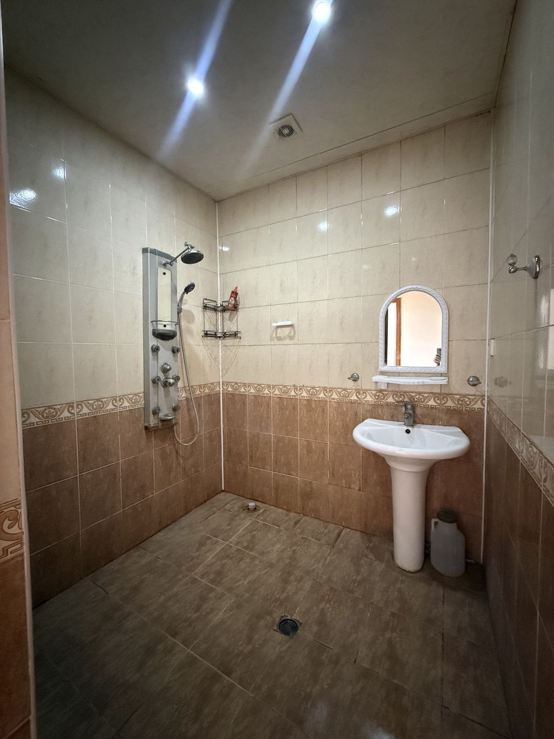 İcarəyə verilir 2 otaqlı yeni tikili 90 m² — Mənzil, Bakı (9)