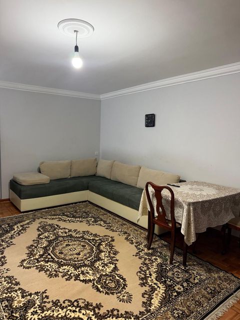 İcarəyə verilir 2 otaqlı köhnə tikili 60 m² — Bakı