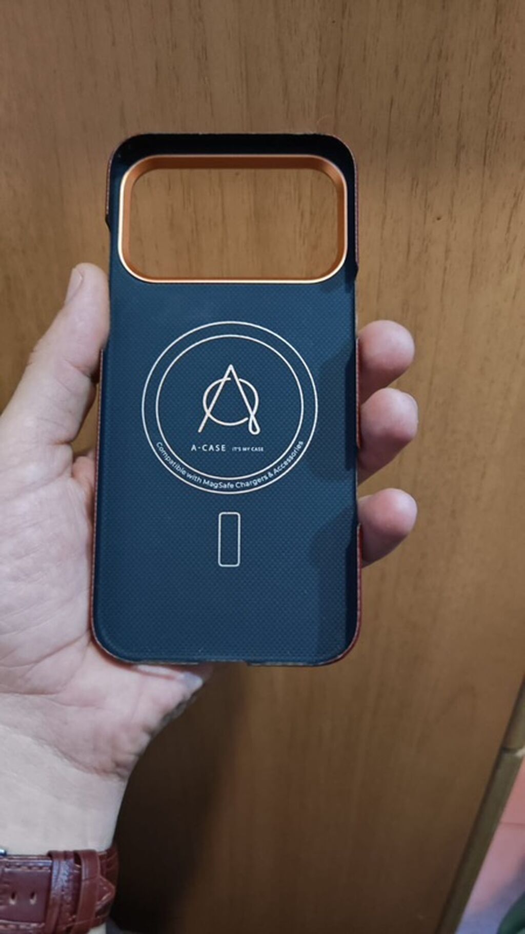 IPhone 17 Pro Max 12/256 UzerindeA-case hediyye verilir. Cizigi ve — Digər, Bakı (2)