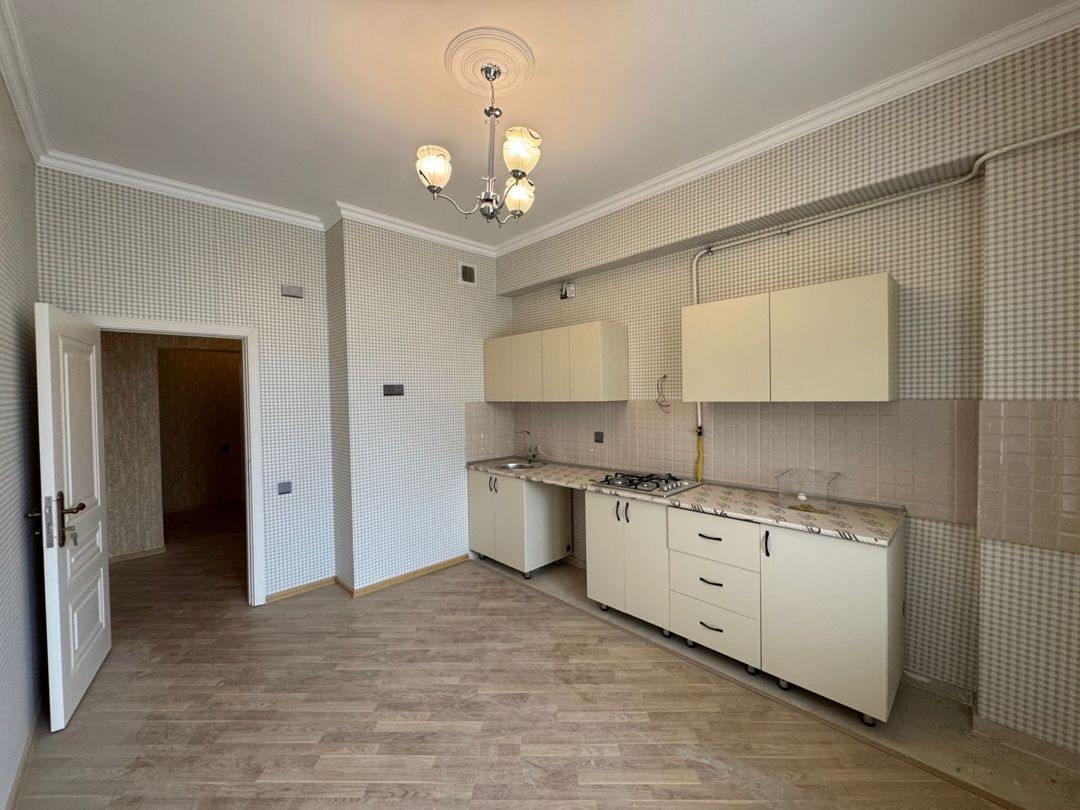 Satılır 4 otaqlı yeni tikili 134 m² — Mənzil, Bakı (11)