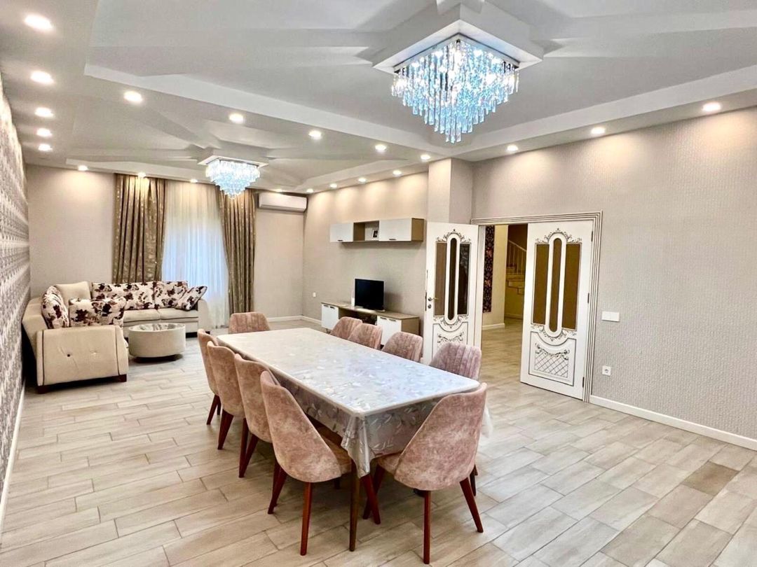 Satılır 5 otaqlı həyət evi/bağ evi 220 m² — Ev, villa, Bakı (8)