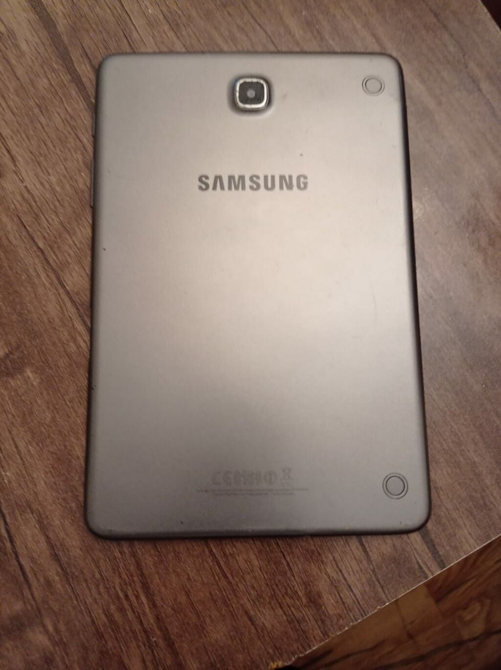 Samsung planşet - Model: Samsung Galaxy Tab A seriyası (görünüşə — Samsung, Sumqayıt