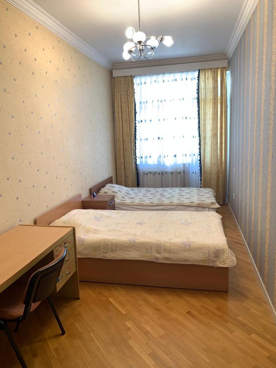 İcarəyə verilir 3 otaqlı yeni tikili 150 m² — Mənzil, Bakı (11)