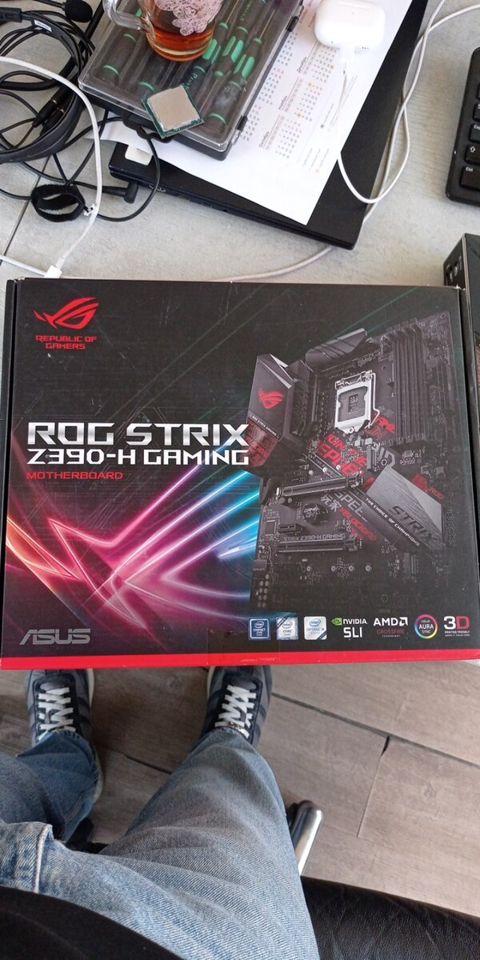 Ana plata Rog Strıx Z390-H Gamıng — Bakı