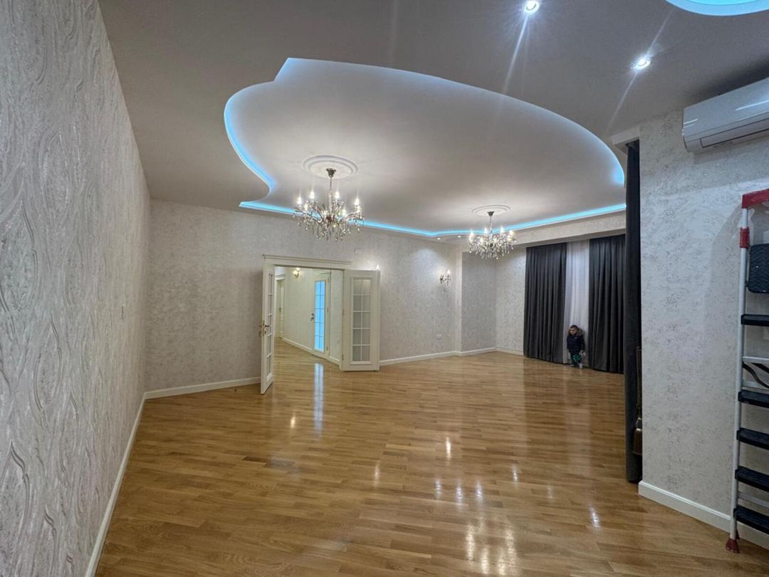 Satılır 4 otaqlı yeni tikili 156 m² — Mənzil, Bakı (5)