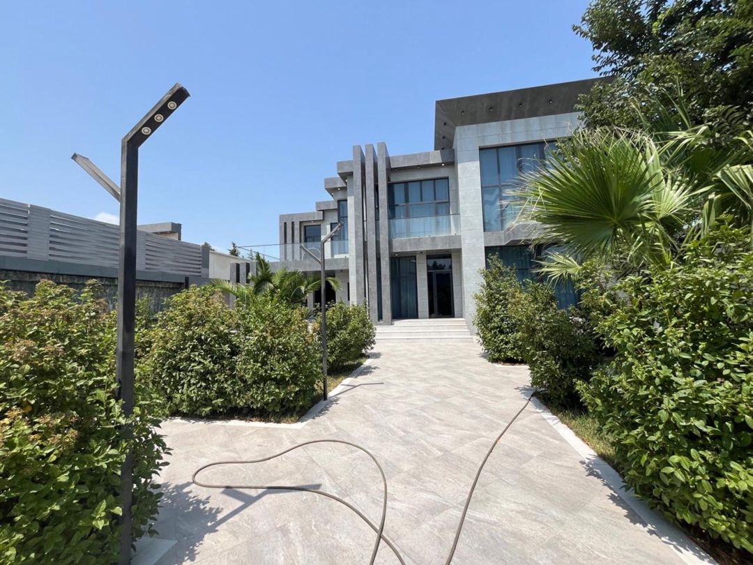 Satılır 5 otaqlı həyət evi/bağ evi 350 m² — Ev, villa, Bakı (2)