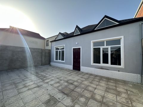 Satılır 4 otaqlı həyət evi/bağ evi 100 m² — Bakı