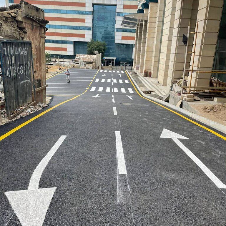 Yol xətt boyası — Təmir və inşaat, Bakı (8)