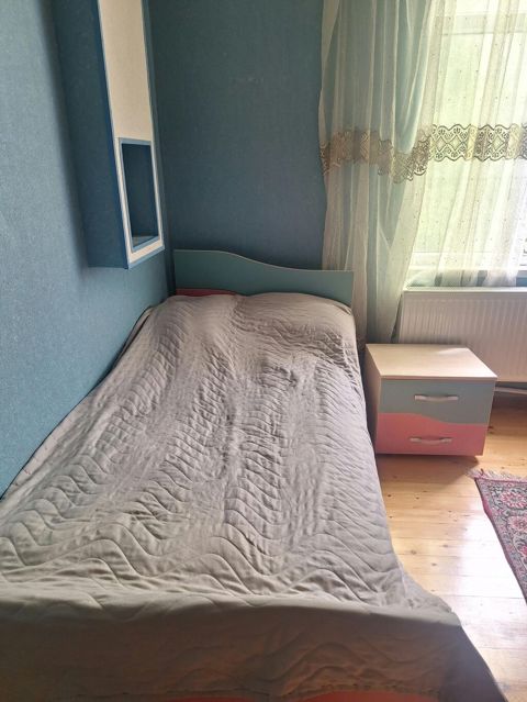 Oğlan və qız üçün, İşlənmiş, Təknəfərlik çarpayı — Bakı