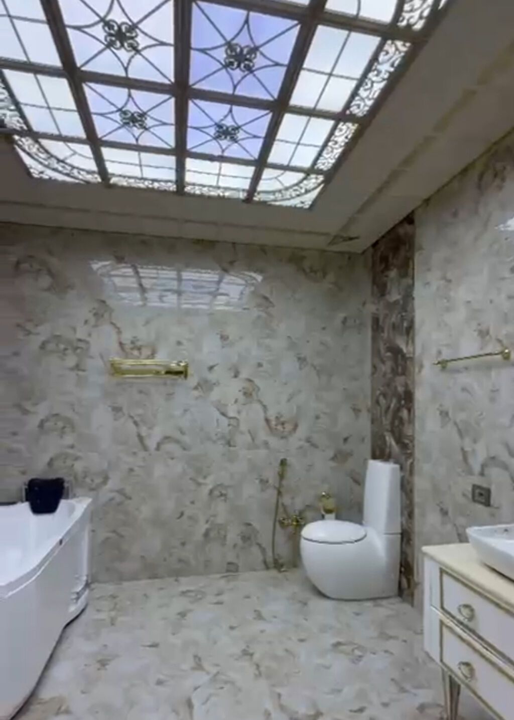 3 otaqlı, Yeni tikili, 182 kv. m — Mənzil, Bakı (9)