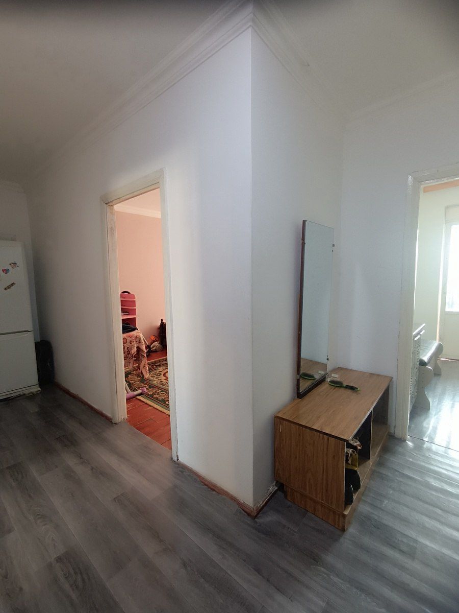 Satılır 2 otaqlı köhnə tikili 58 m² — Mənzil, Bakı (7)