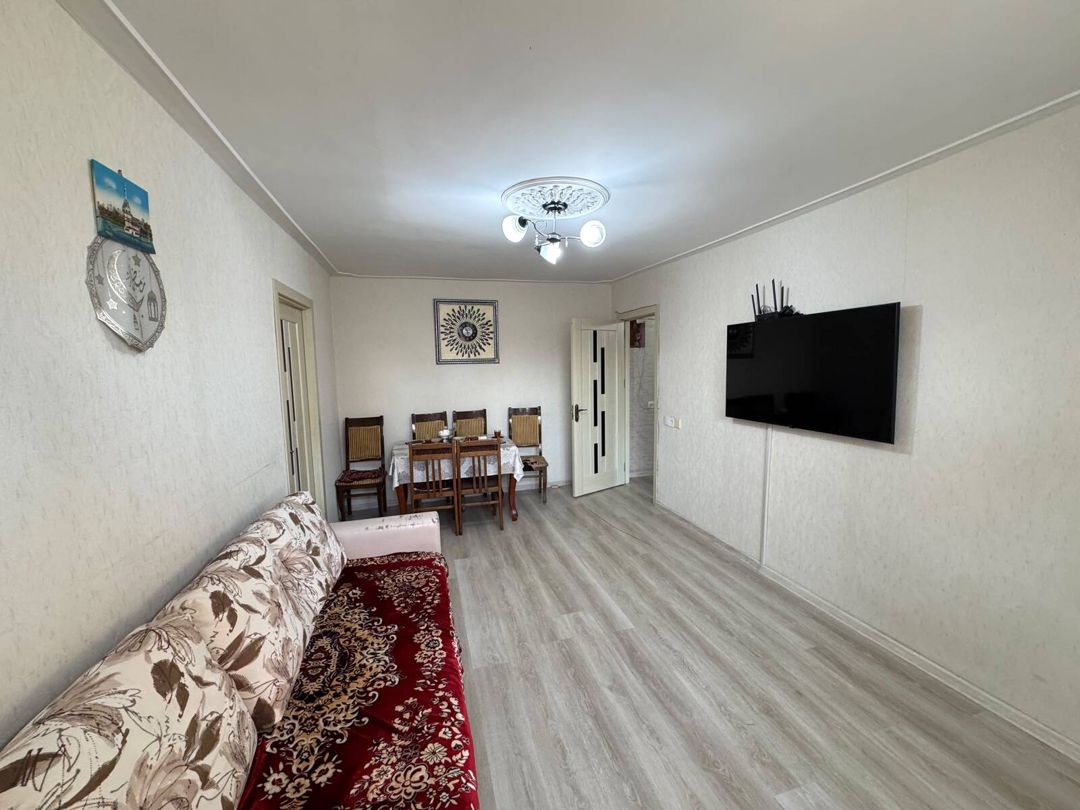 Satılır 2 otaqlı köhnə tikili 55 m² — Mənzil, Bakı (3)