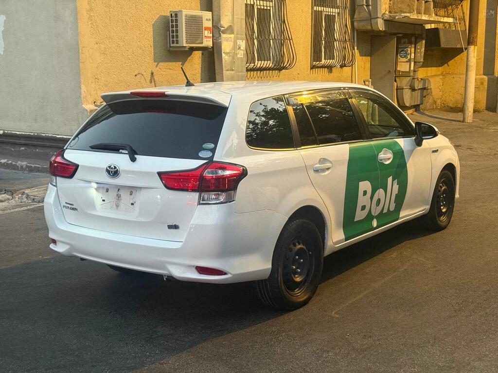 Toyota Corolla Fielder, 1.5 L, 2018 il, 330 000 km — Avtomobillər, Bakı (4)