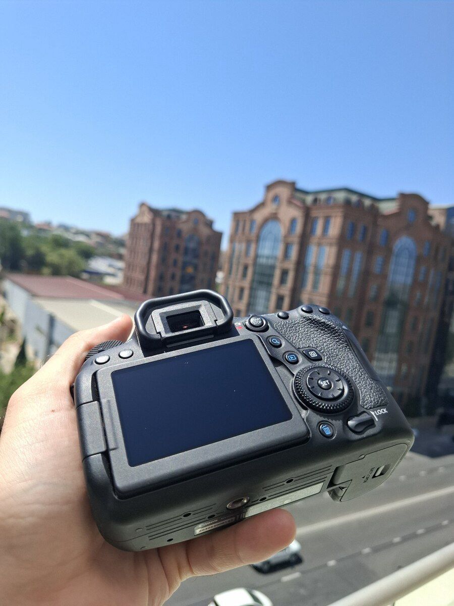 Fotoaparat Canon 6D Mark II — Foto və video texnikası, Bakı (7)