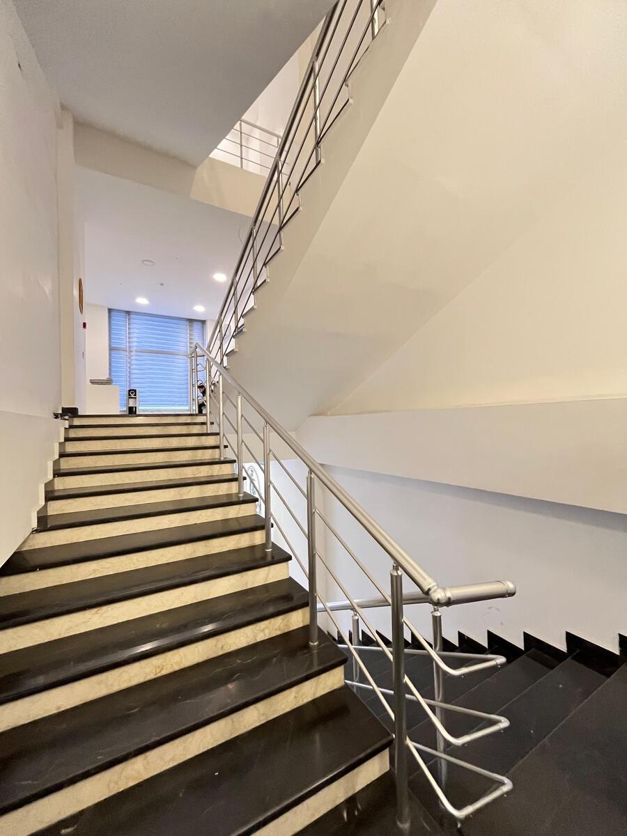 Satılır obyekt 1200 m² — Əmlak, Bakı (10)