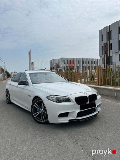 BMW 528, 2.0 L, 2015 il, 247 000 km