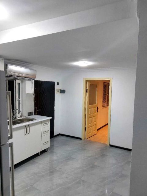 İcarəyə verilir 3 otaqlı köhnə tikili 60 m² — Bakı