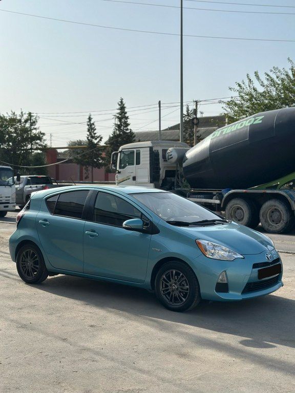 Toyota Prius C, 1.5 L, 0.9 kWh, 2012 il, 225 000 km — Avtomobillər, Bakı (2)