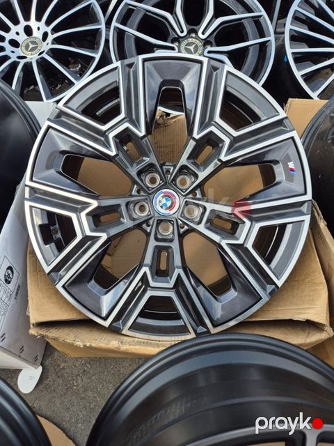 "BMW G30" diskləri R20
