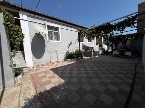 Həyət evi, P.Həşimov küç — Bakı