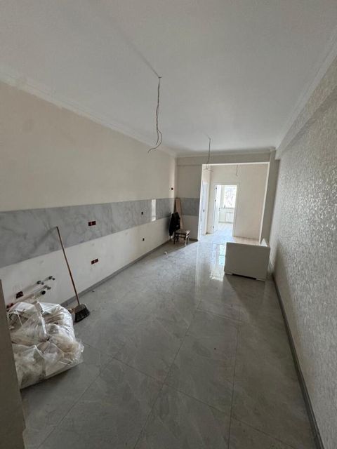 Satılır 3 otaqlı yeni tikili 80 m² — Bakı