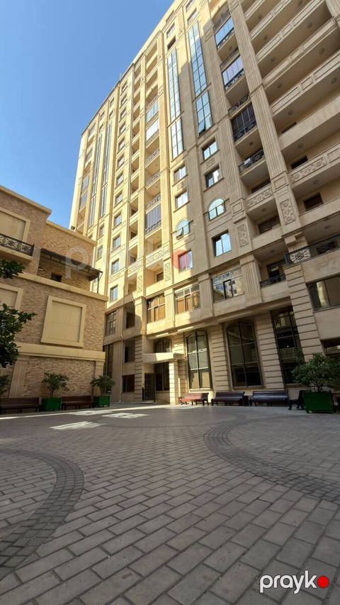 Satılır 3 otaqlı yeni tikili 107 m² — Bakı