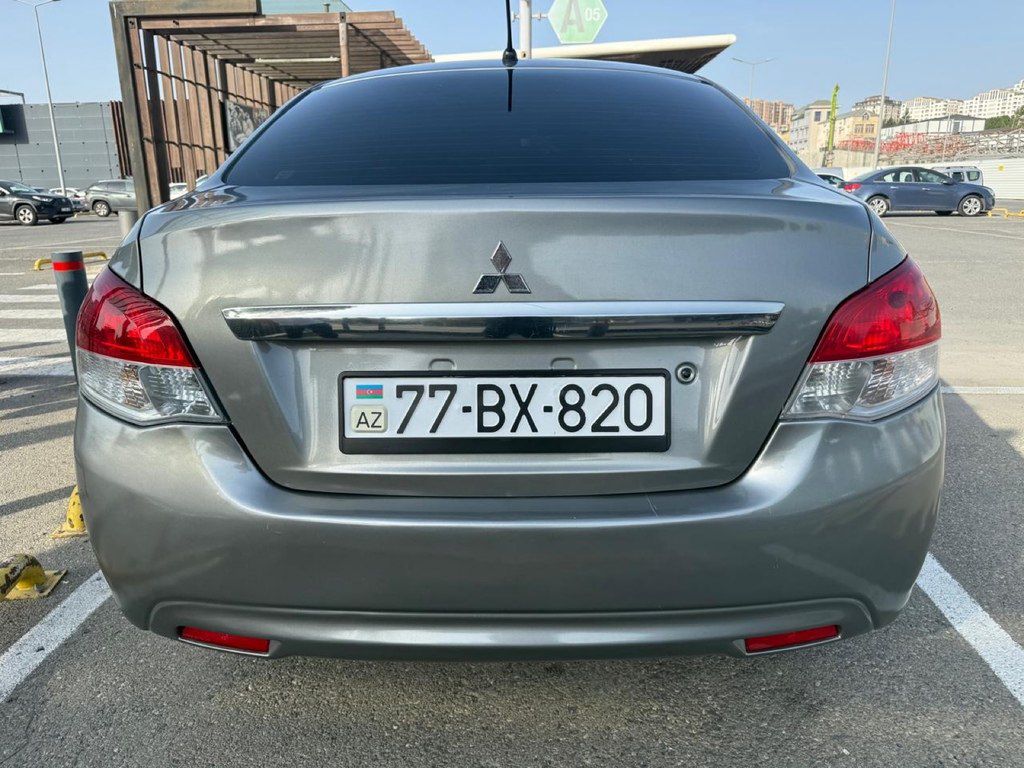 Mitsubishi Attrage, 1.2 L, 2015 il, 132 000 km — Avtomobillər, Bakı (6)