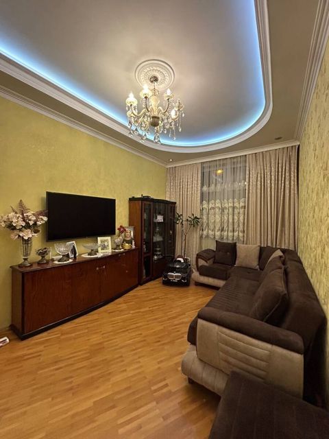 Satılır 3 otaqlı köhnə tikili 76 m² — Sumqayıt
