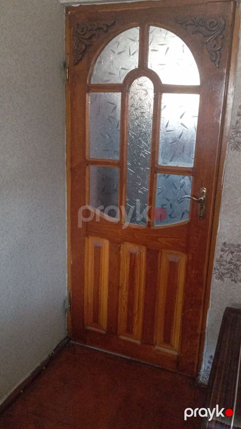 Taxta məxməri rəngli otaq qapısı - Material: təbii ağac karkas və