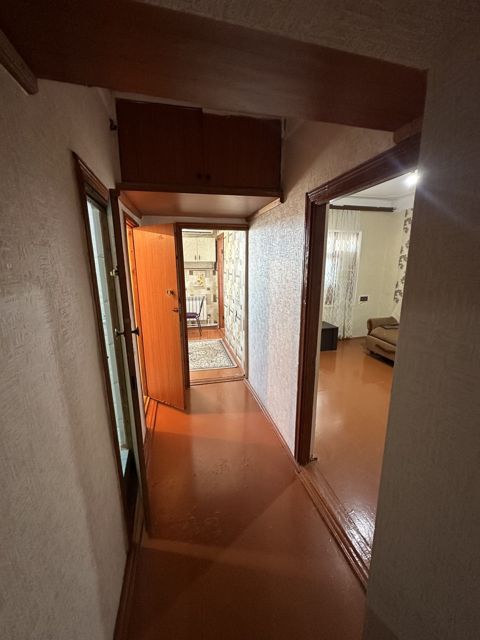 Satılır 2 otaqlı köhnə tikili 60 m² — Bakı