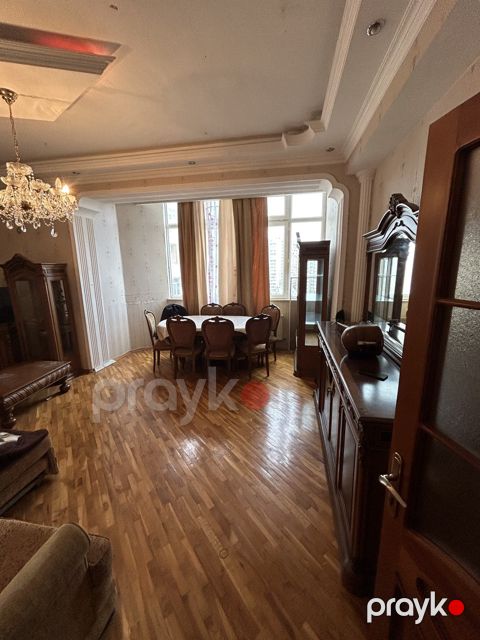İcarəyə verilir 4 otaqlı yeni tikili 89 m²