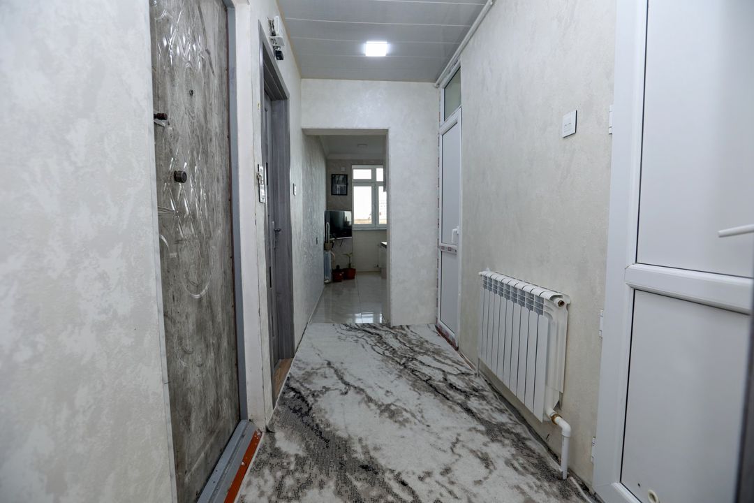 Satılır 2 otaqlı köhnə tikili 60 m² — Mənzil, Bakı (12)
