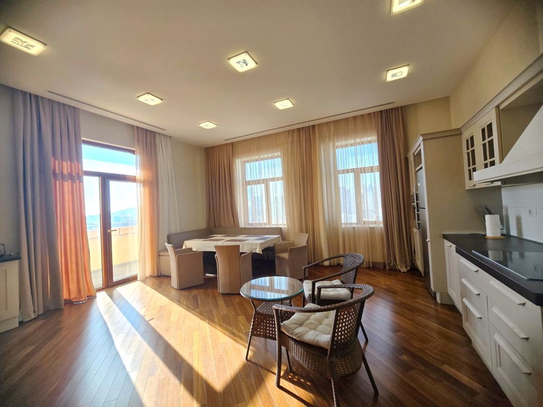 İcarəyə verilir 4 otaqlı yeni tikili 300 m² — Mənzil, Bakı (7)