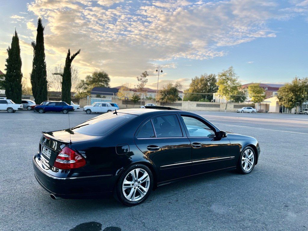 Mercedes E 240 4MATIC, 2.6 L, 2004 il, 377 915 km — Avtomobillər, Bakı (4)