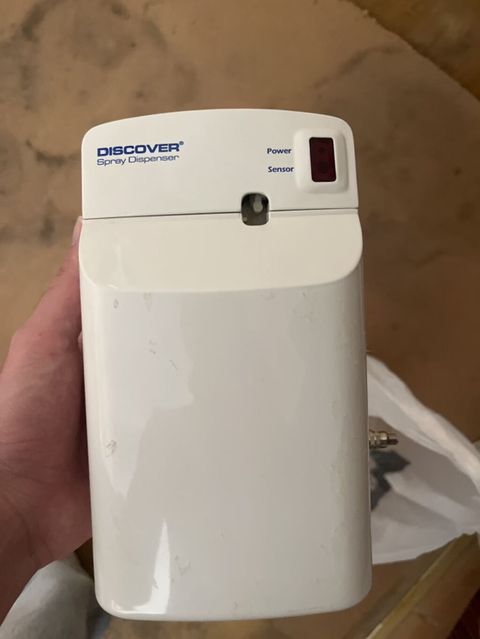 Discover Spray Dispenser – avtomatik ətir/spreyləyici cihaz