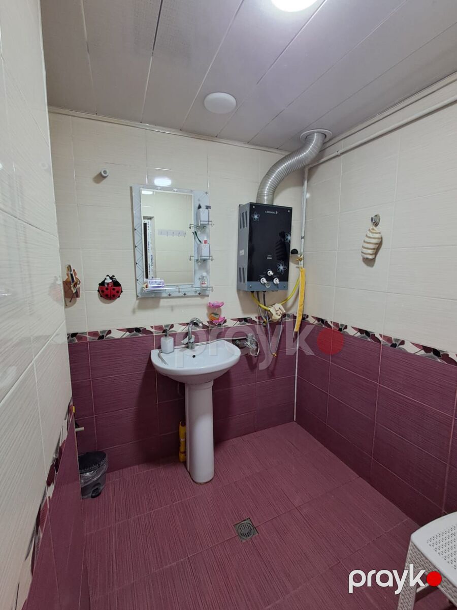 Satılır 4 otaqlı köhnə tikili 80 m² — Mənzil, Bakı (11)