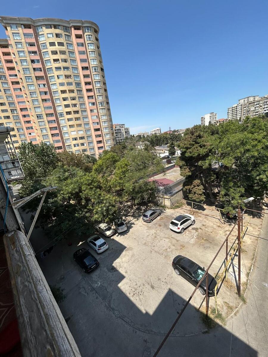 Satılır 2 otaqlı köhnə tikili 70 m² — Mənzil, Bakı (4)