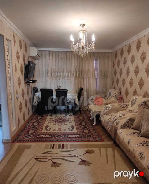 Satılır 3 otaqlı köhnə tikili 70 m²