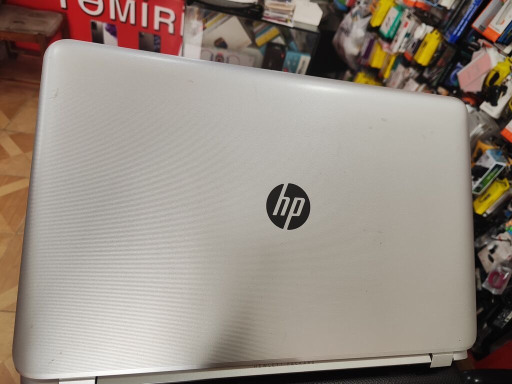 HP noutbuk - Prosessor: AMD A8-6410 APU, 2.0 GHz - Qrafika: AMD — HP, Gəncə