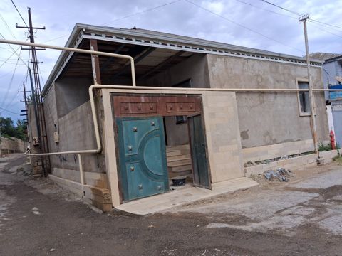 Həyət evi, Binəqədi qəs — Bakı