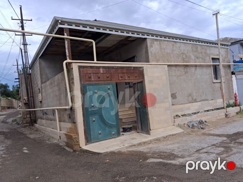 Həyət evi, Binəqədi qəs